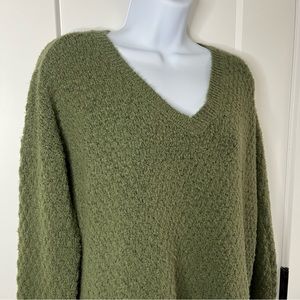 LOFT Outlet // Army Olive Green Soft V- Neck Sweater